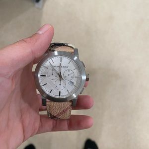 Burbery watch